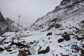 برف، ارتباط ۷ روستای پشت کوه دوم را قطع کرد