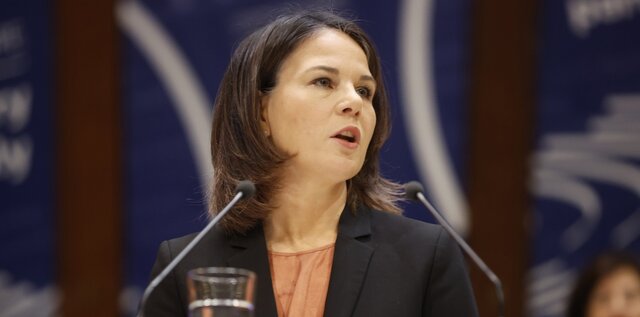 بربوک اگر حزب شولتس اکثریت را از دست دهد، «آنالنا بربوک» احتمالا صدراعظم میشود