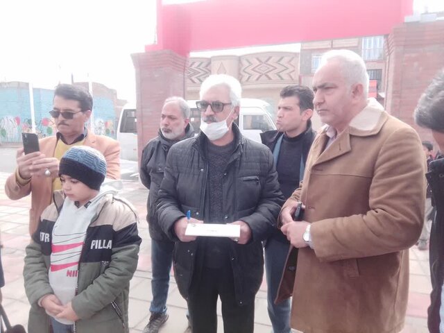 بازدید اصحاب رسانه از پروژهای عمرانی شهرداری منطقه 3 زاهدان