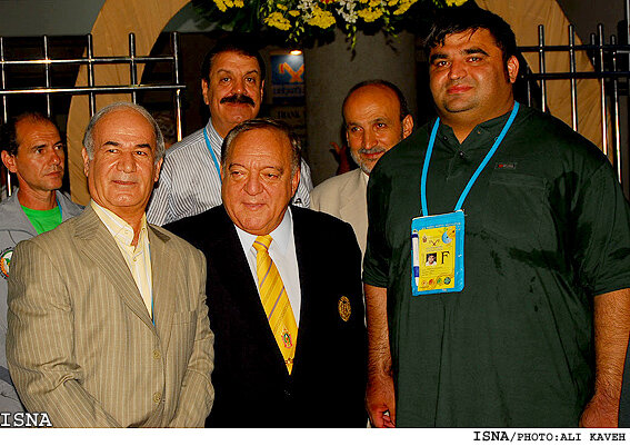 نباید مدیرعامل استقلال میشدم/ برای قرارداد وریا تماشاگران نیمه شب دم خانهام آمدند