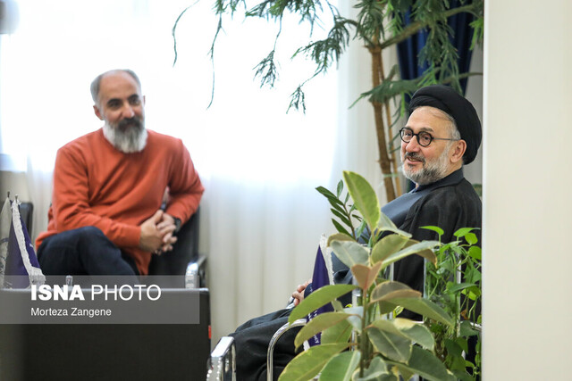 نه اعتقاد به براندازی داریم نه راهحلی برای مشکلات/ درگیری فعلی به همزیستی مسالمتآمیز میرسد