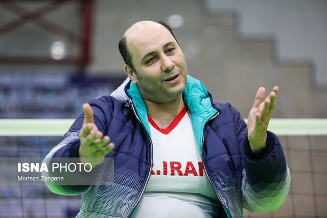 فراز و فرودهای زندگی کاپیتان والیبال نشسته؛ با ملیپوشان مثل کارگر روزمزد برخورد میکنند