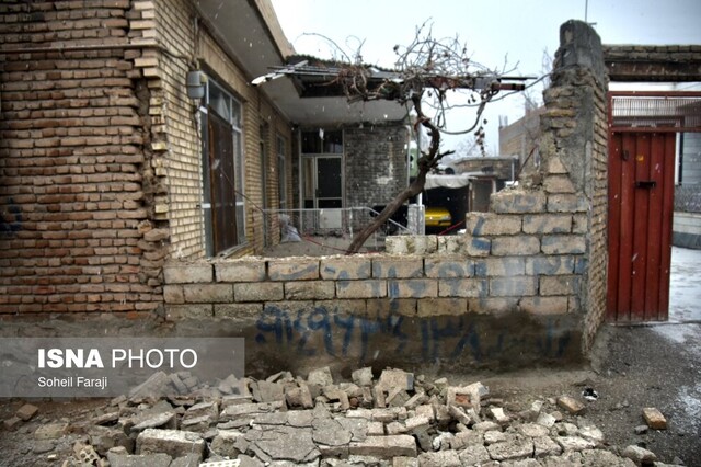 زلزله خوی منجر به تخریب ۳۷۰ واحد مسکونی شد