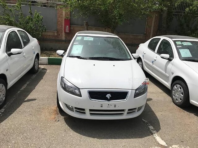 آغاز مزایده ایران خودرو با بیش از ۷۰۰ دستگاه