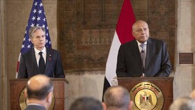 وزیر خارجه مصر: برای مهار تحولات تأسف‌بار در اراضی فلسطین تلاش می‌کنیم 