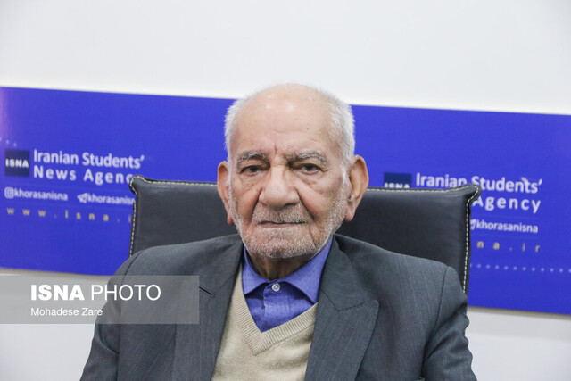 عکس از آرشیو خدا به واسطه امام حسن مجتبی(ع) میان دو گروه از مسلمانان را آشتی میدهد