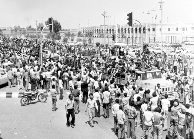 از اعتصاب تا انقلاب؛ نفت چطور شاه را زمین زد؟