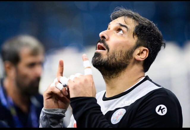 نبرد ستاره هندبال ایران با سختیهای زندگی؛ "لای پر قو با آب پرتقال بزرگ نشدهام!"