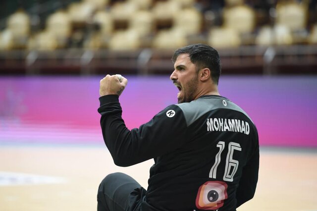 نبرد ستاره هندبال ایران با سختیهای زندگی؛ "لای پر قو با آب پرتقال بزرگ نشدهام!"