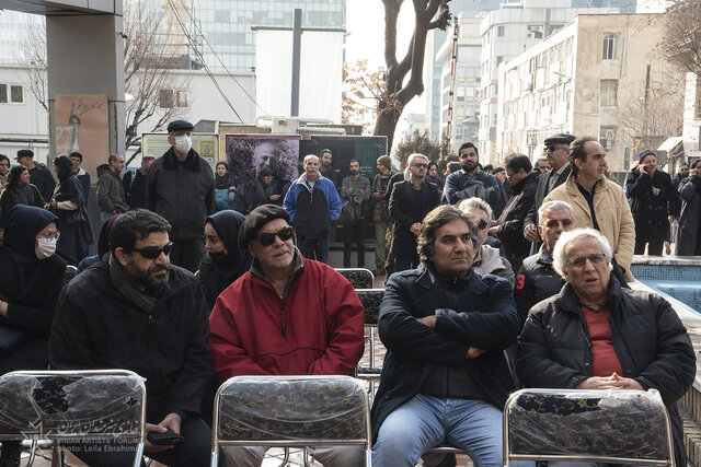 با مرگش همه را دور هم جمع کرد!