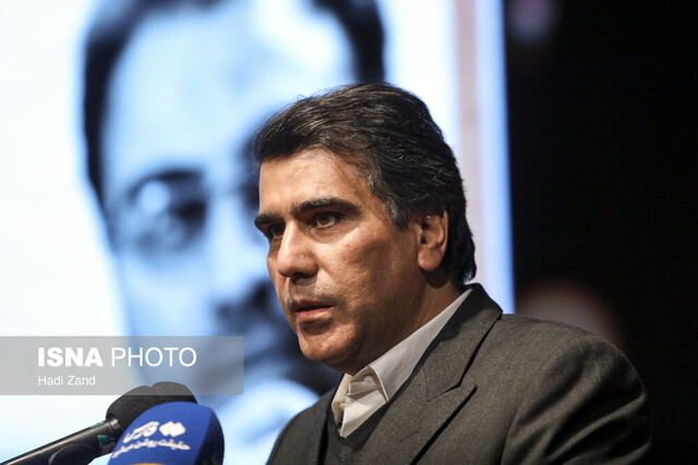 نشان «قلم مقدس» روزنامهنگاری رونمایی شد