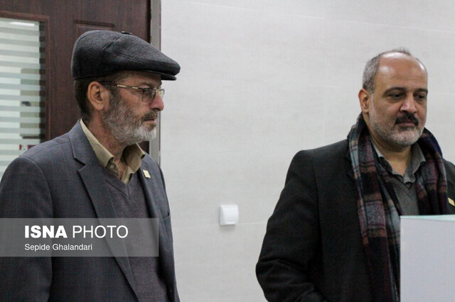 بازدید رئیس جهاددانشگاهی کشور از مجتمع گیاهان دارویی خراسان جنوبی