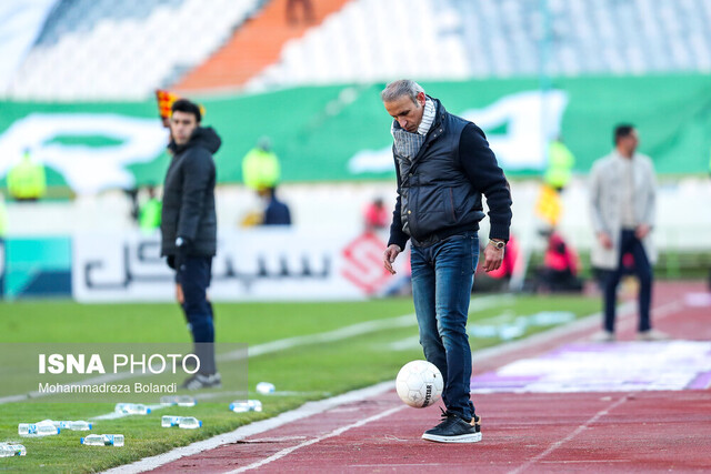 گلمحمدی فشار زیادی را تحمل میکند گلمحمدی فشار زیادی را تحمل میکند