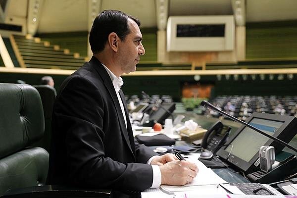 زارع:  توان پردازشی کشور در حوزه هوش مصنوعی توسعه پیدا کند زارع:  توان پردازشی کشور در حوزه هوش مصنوعی توسعه پیدا کند