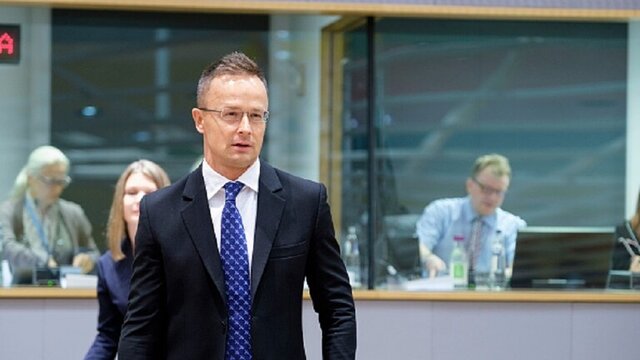 وزیر خارجه مجارستان مجارستان عذرخواهی علنی آمریکا به دلیل اتهامات غلط را خواستار شد