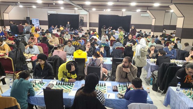 افتتاح رقابت‌های بین‌المللی شطرنج بدون حضور رئیس و نایب رئیس در تهران!