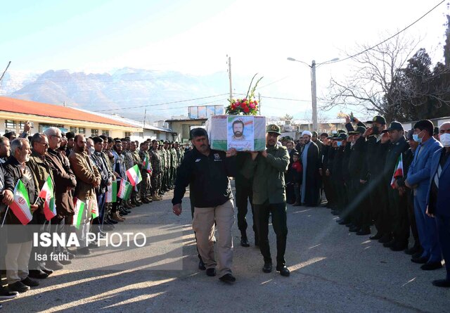 مراسم تشییع پیکر شهید مدافع امنیت در یاسوج