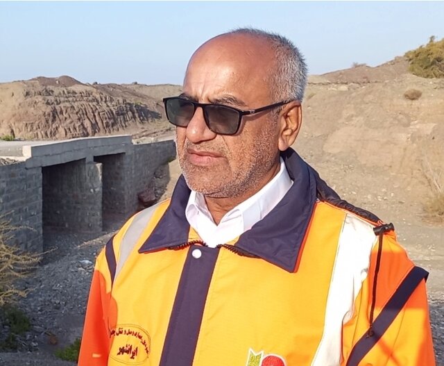 توسعه و آبادانی فنوج در گرو آسفالت ۳۴ کیلومتر راه