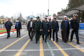 سردار رادان، فرمانده فراجا و سردار هادیانفر، رییس پلیس راهور در رزمایش پلیس بزرگراه‌های سراسر کشور