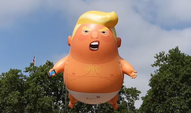 پسر ترامپ: بادکنک «ترامپ بچه کوچولو» را به پکن بفرستید! پسر ترامپ: بادکنک «ترامپ بچه کوچولو» را به پکن بفرستید!