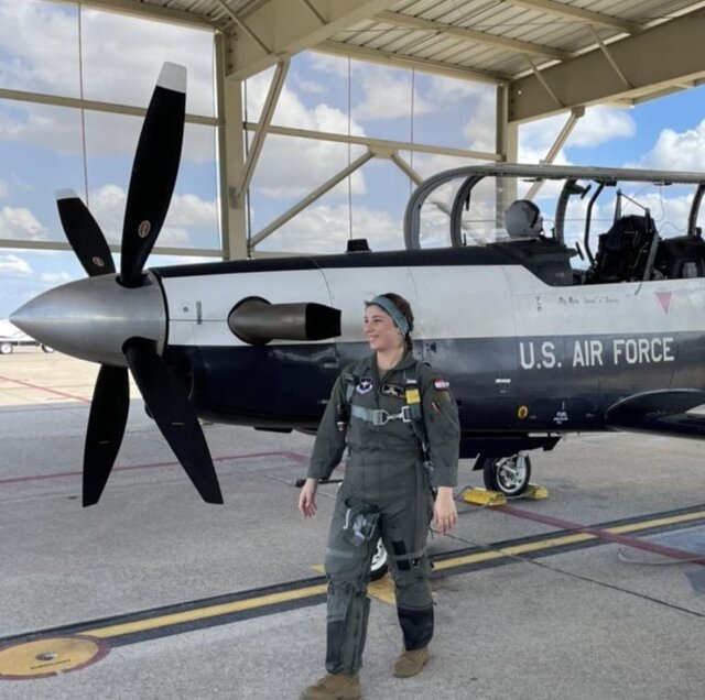 اولین خلبان زن به نیروی هوایی ارتش لبنان پیوست