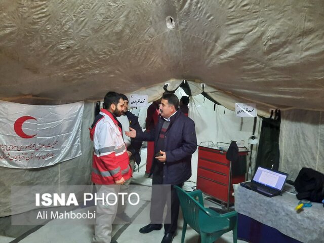 برپایی ۴ کمپ برای زلزله زدگان خوی توسط، نظام پزشکی