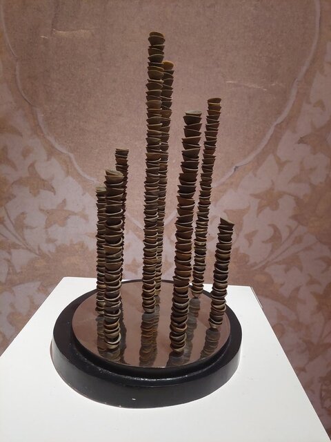 گویی که پرت شدهای به زمان حافظ و سعدی