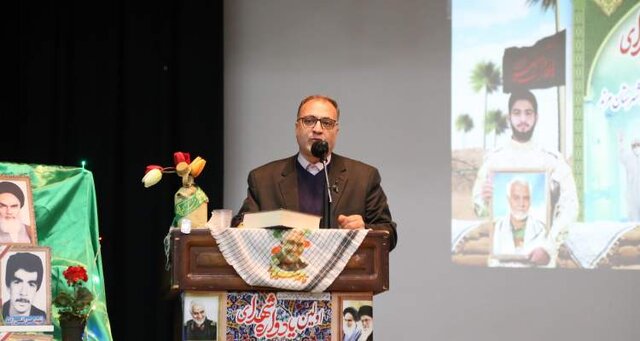 شهدای مدافع سلامت، نمادهای ایثار در بحران کرونا هستند