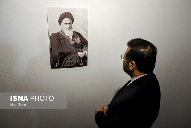 یکصدا فریاد زدند «نزن سرباز»!