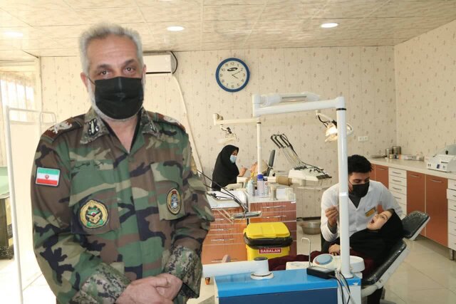 برگزاری طرح مردم‌یاری بیمارستان ارتش کرمان در ماهان همزمان با هفته ارتش
