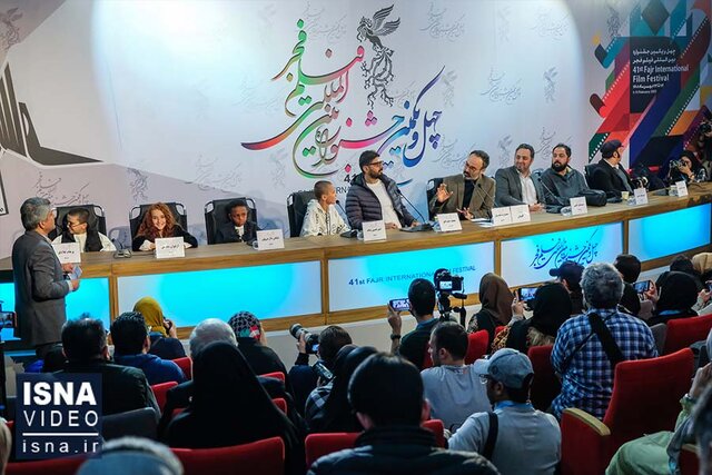 ویدیو / «کاپیتان» با ۴ اشکال فنی به اکران اول رسید ویدیو / «کاپیتان» با ۴ اشکال فنی به اکران اول رسید