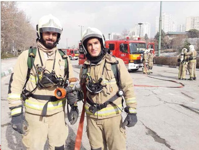 رضا بیات از سمت راست آتشنشانها میتوانند یک راگبیباز خوب هم باشند