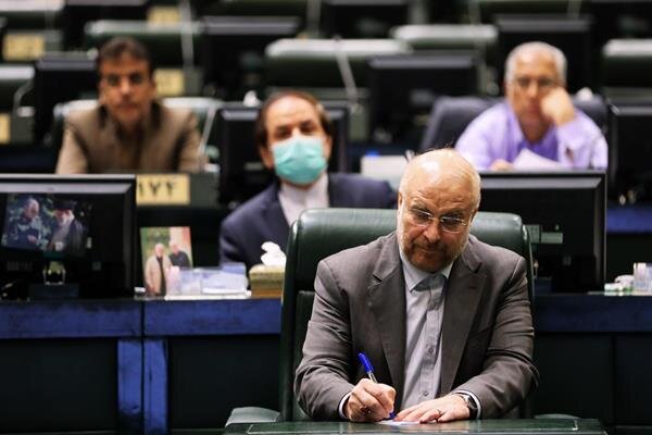 قالیباف قانون مربوط به بیمه کارگران ساختمانی را ابلاغ کرد  قالیباف قانون مربوط به بیمه کارگران ساختمانی را ابلاغ کرد