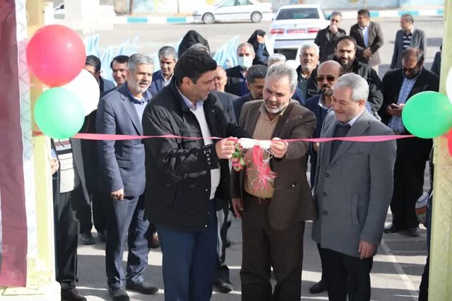 افتتاح مدرسه استثنایی ۶ کلاسه و زمین چمن مصنوعی دبیرستان شاهد در شهربابک