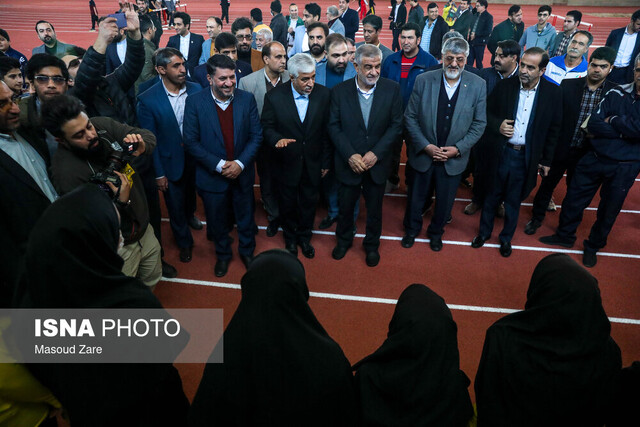 پردیس دو و میدانی آزادی یزد پس از ۱۵ سال بلاتکلیفی افتتاح شد