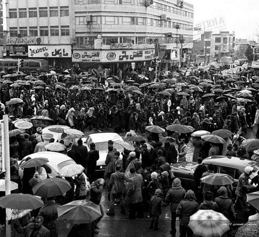 راهپیمایی ۲۲ بهمن در دوسال اولِ پیروزی انقلاب اسلامی چگونه گذشت؟