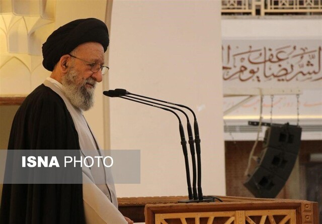 دولت به مواضع عزتمندانه خود در قبال سیاستهای خصمانه غرب ادامه دهد دولت به مواضع عزتمندانه خود در قبال سیاستهای خصمانه غرب ادامه دهد