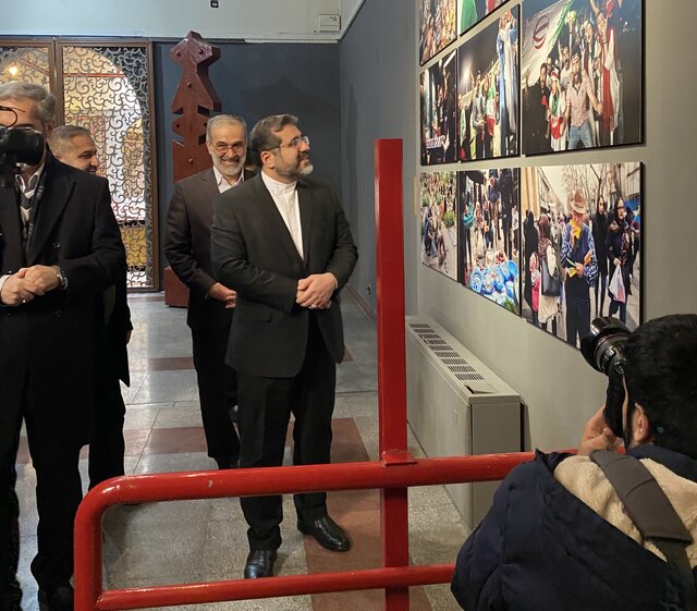 وزیر ارشاد: جشنواره تجسمی از هیجانات رسانه ای دور است