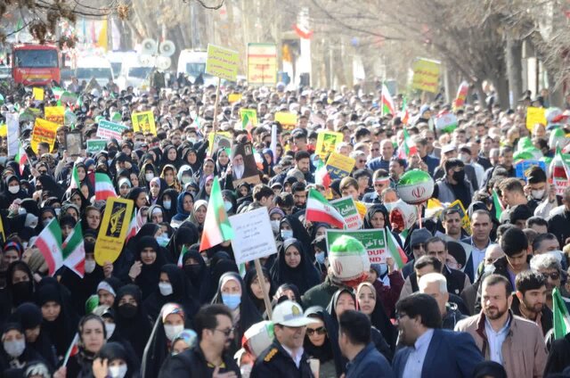 آغاز راهپیمایی یوم‌الله ۲۲ بهمن در لرستان