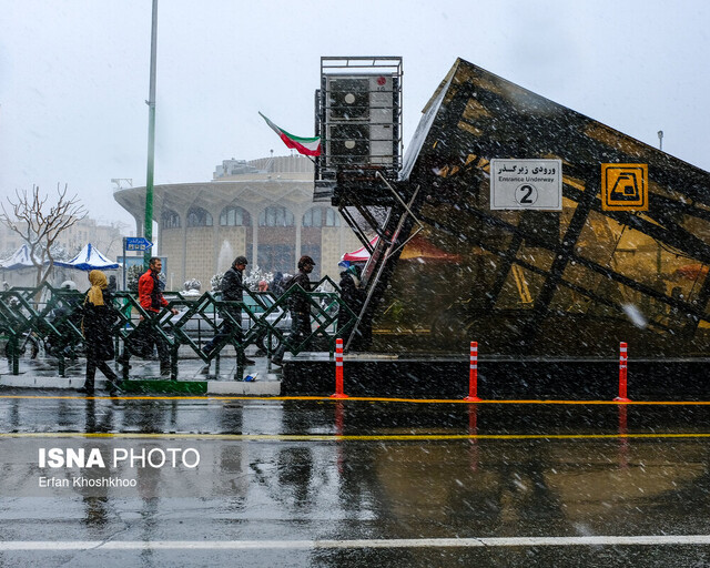 افزایش صدهزارنفری مسافران مترو در پی کاهش دمای هوا افزایش صدهزارنفری مسافران مترو در پی کاهش دمای هوا