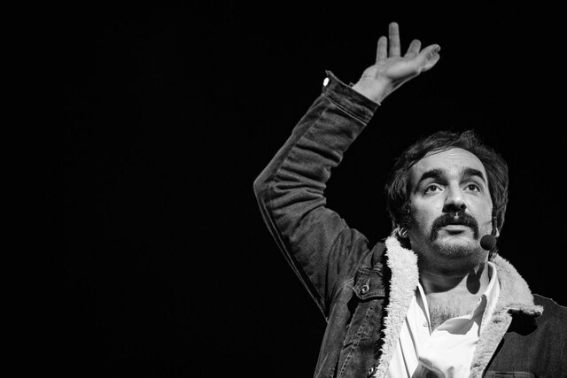 تاسف مدیر تئاترشهر از کارشکنیها /ذهن هنرمندان را مغشوش میکنند