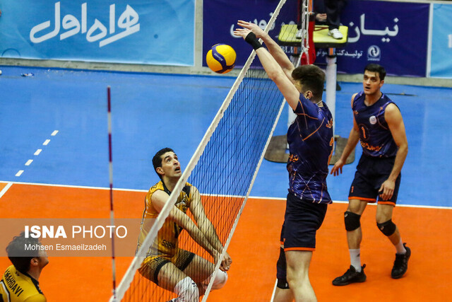 هدف شهداب قهرمانی در لیگ برتر والیبال است هدف شهداب قهرمانی در لیگ برتر والیبال است