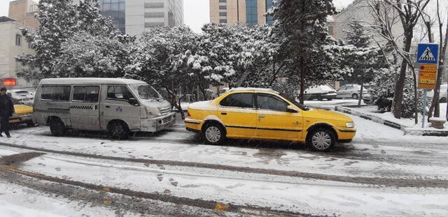 کمک اتوبوس‌ و مینی بوس به خطوط پرتردد تاکسی‌های پایتخت/ آماده‌باش تاکسی‌ها تا پنجشنبه 