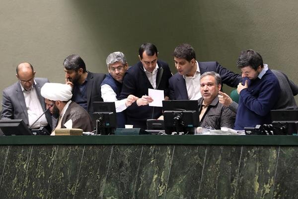 جلسه کمیسیون تلفیق لایحه بودجه ١۴٠٢ به ریاست شمس الدین حسینی «تلفیق» بند مربوط به اختصاص عوارض آلایندگی به سازمان محیط زیست را حذف کرد