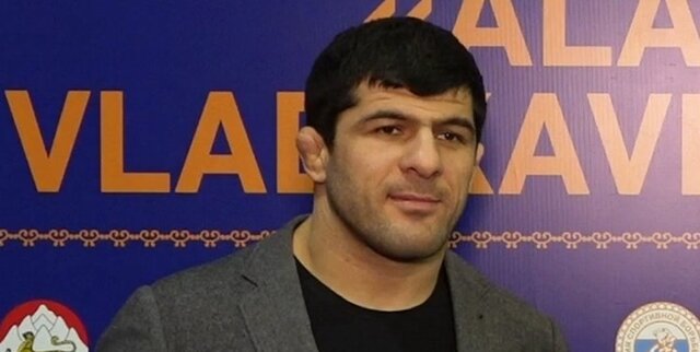 حاجی مراد گاتسالوف همراه با آزادکاران روس به ایران می‌آید
