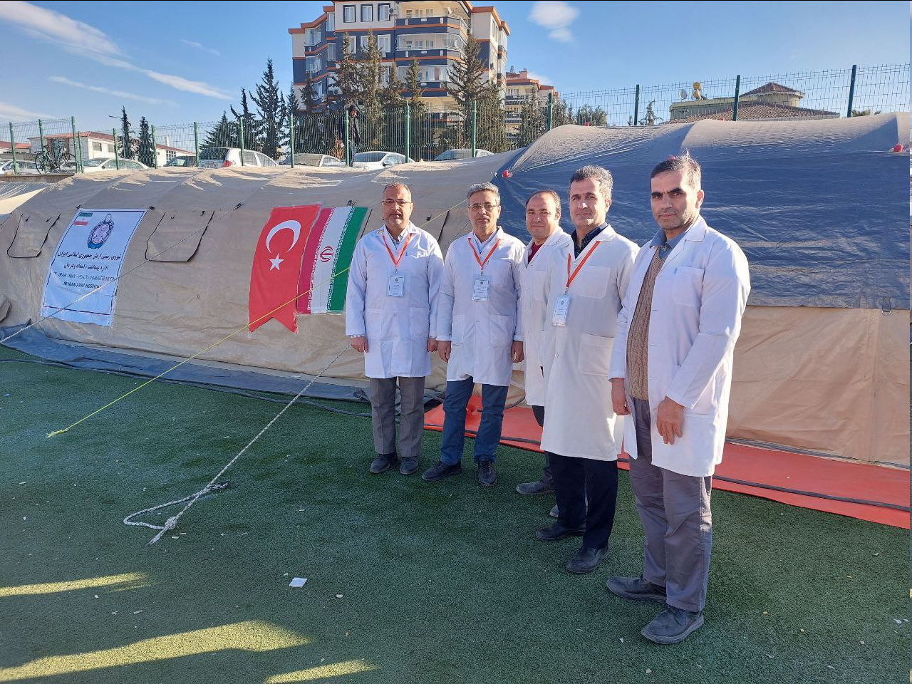 تا زمانی که ترکیه نیاز به کمک دارد در مناطق زلزلهزده میمانیم