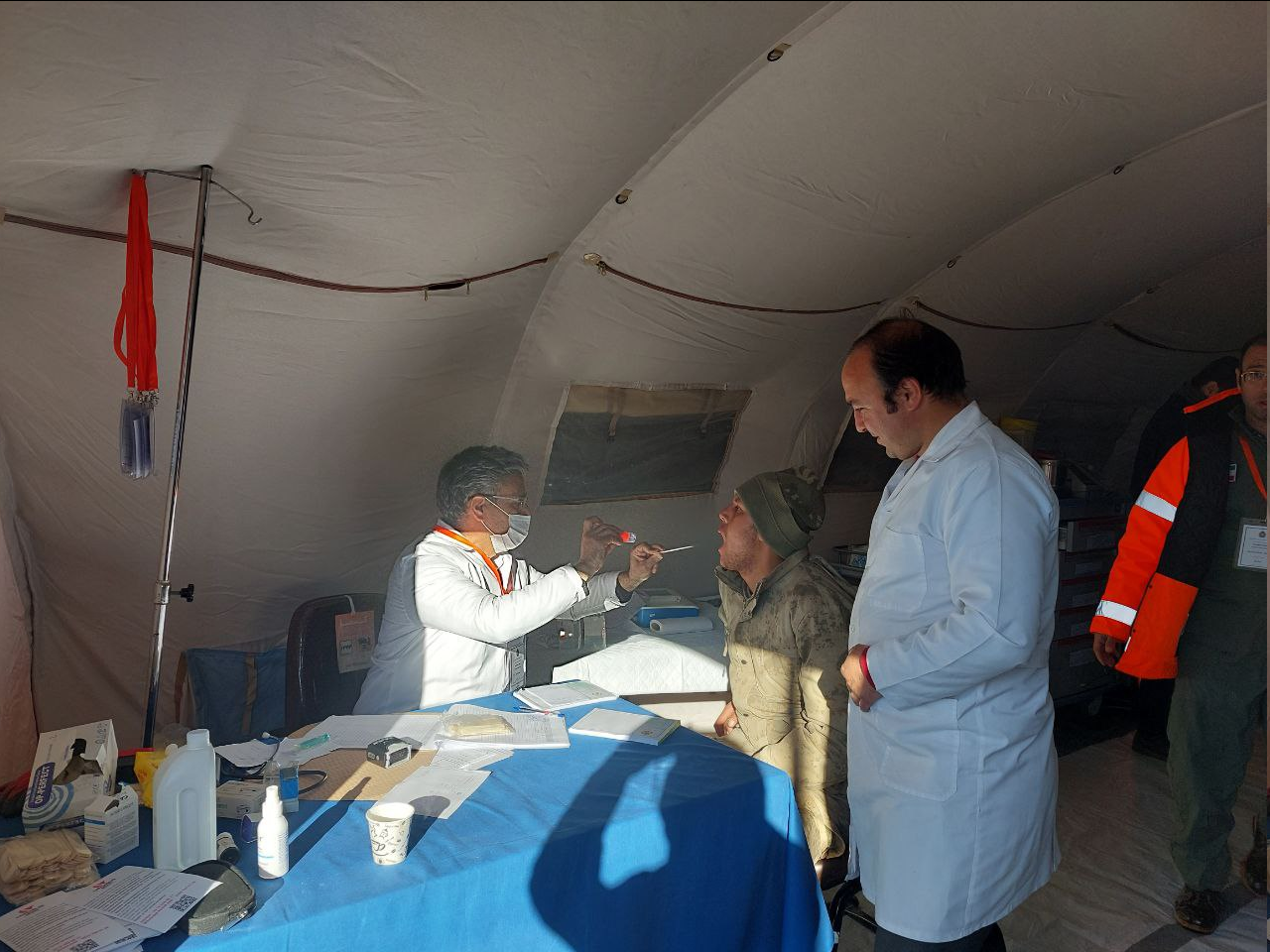 تا زمانی که ترکیه نیاز به کمک دارد در مناطق زلزلهزده میمانیم