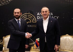 چاووش‌اوغلو: عادی‌سازی روابط با ارمنستان در دستورکار است