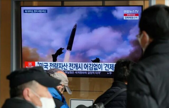 کره شمالی ۳ موشک بالستیک دیگر شلیک کرد
