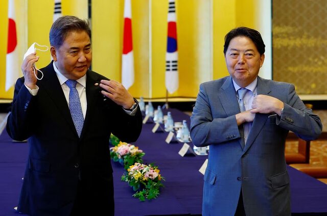 دیدار وزرای امور خارجه ژاپن و کره جنوبی در حاشیه نشست امنیتی مونیخ